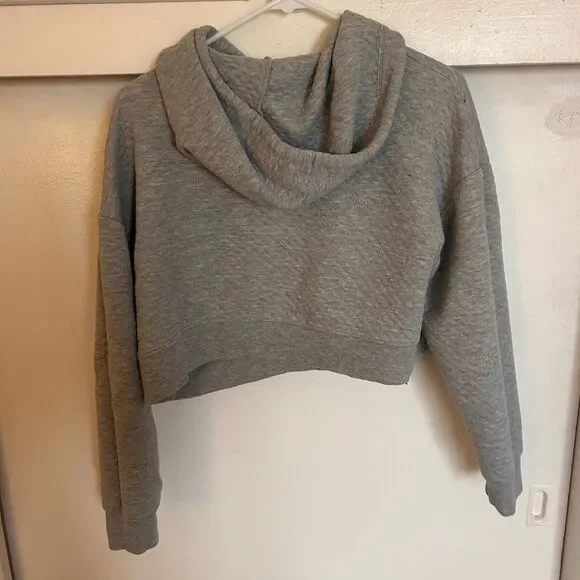 Wild Fable Quilted Gray Cropped Hoodie – Size S - Picture 3 of 6